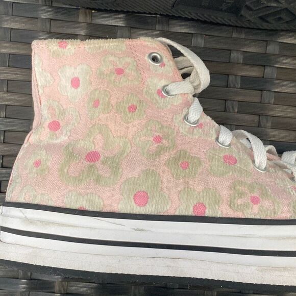 Converse platform, Eva lift sneakers, US size 6 ￼ - Picture 6 of 7